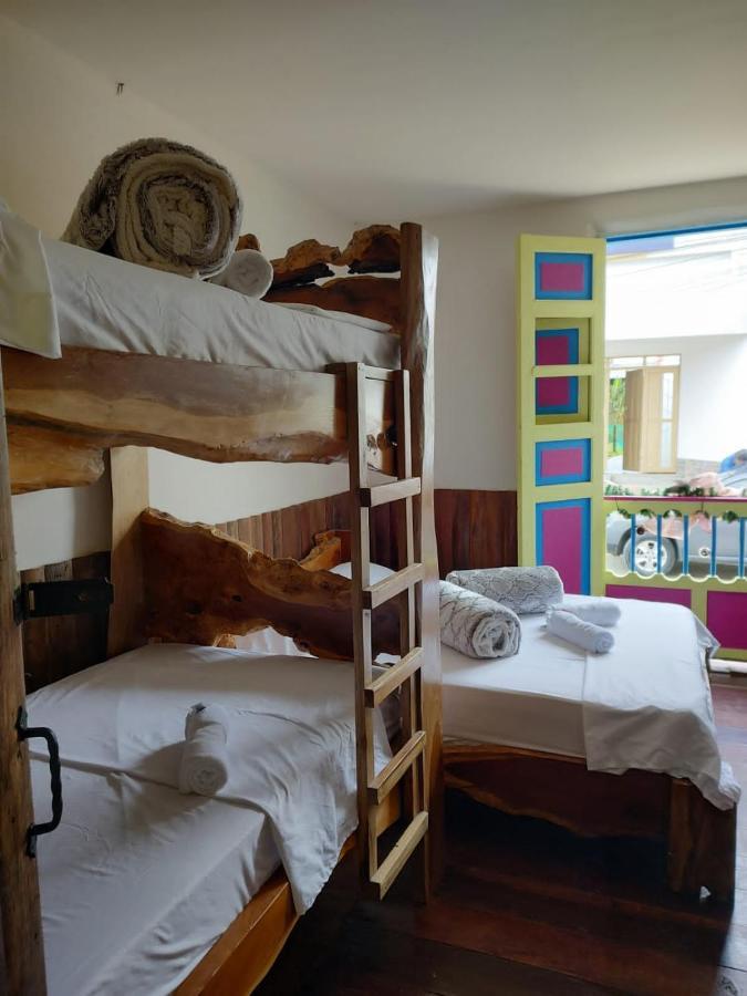ホテル Hostal Casa Madrigal フィランディア エクステリア 写真