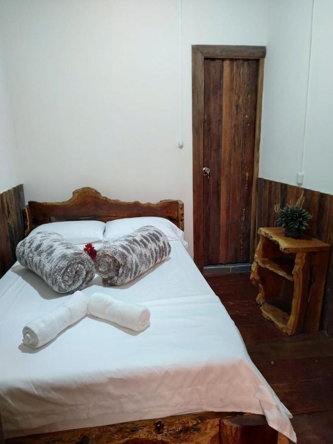 ホテル Hostal Casa Madrigal フィランディア エクステリア 写真
