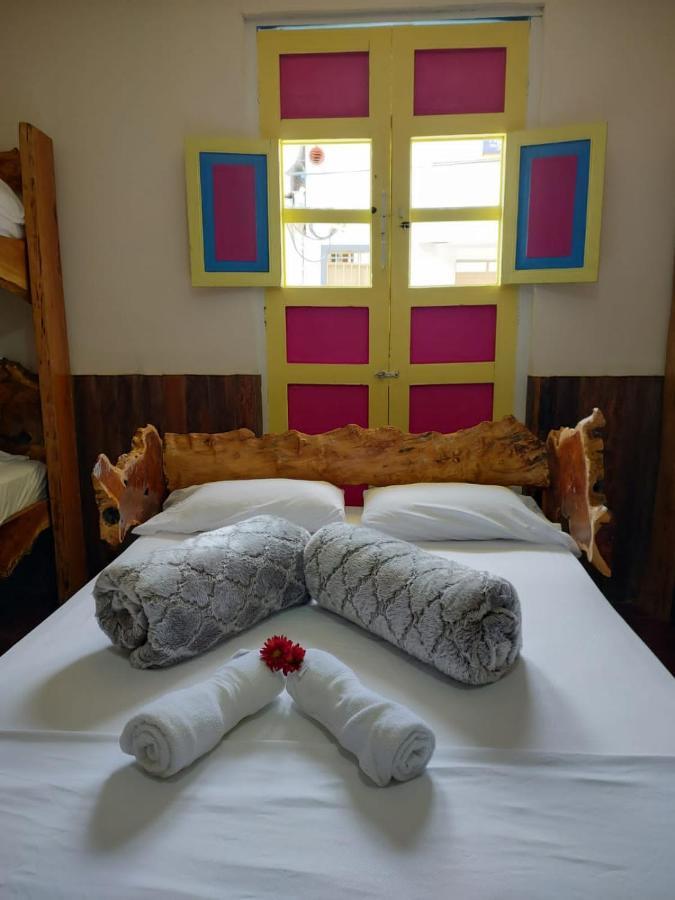 ホテル Hostal Casa Madrigal フィランディア エクステリア 写真