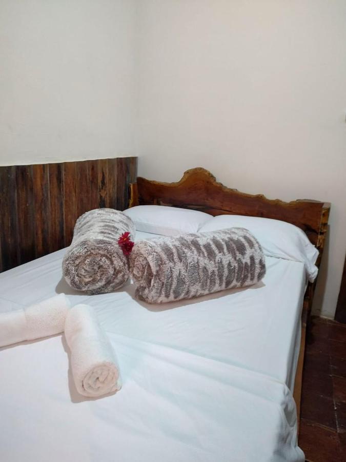 ホテル Hostal Casa Madrigal フィランディア エクステリア 写真